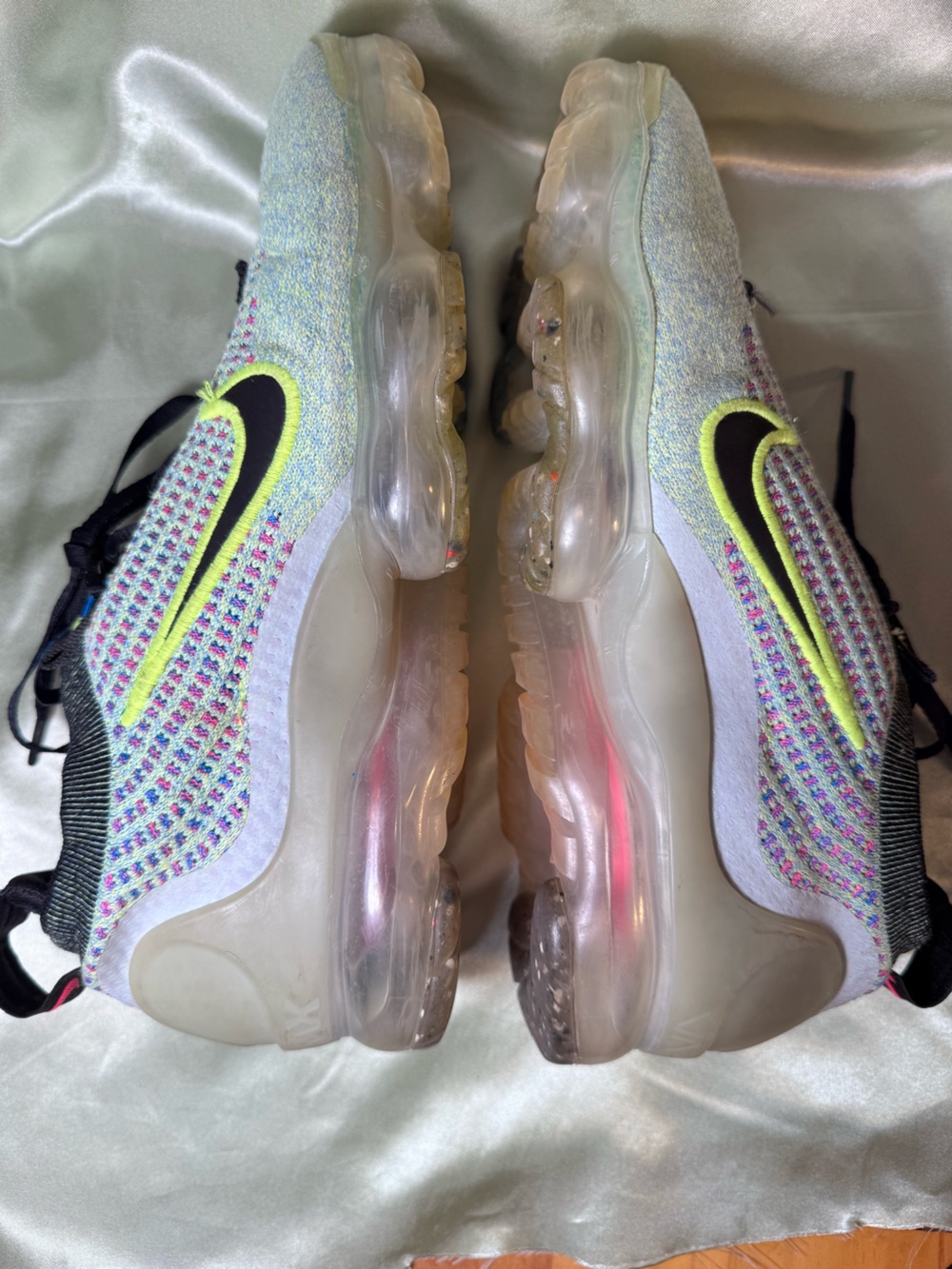 Nike Vapormax Flyknit Green Funky Multicolor Running Shoe Men’s 8.5 Women’s 10 - Picture 6 of 7